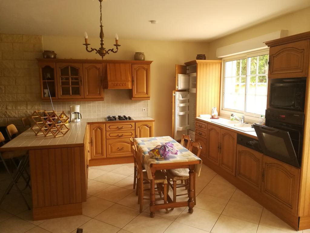 Gîte du vignoble Sidky Lussac  Eksteriør billede